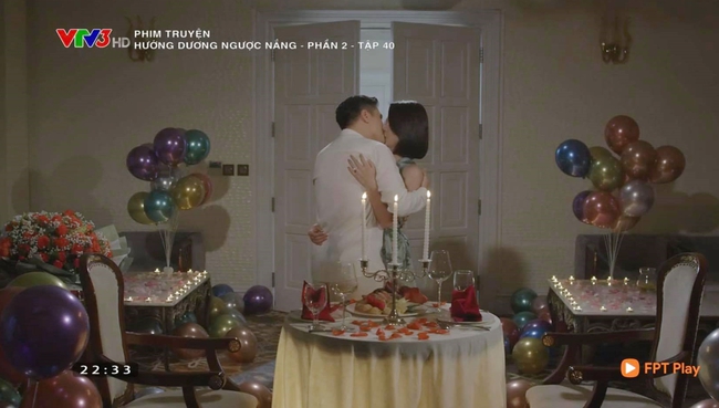 Hướng dương ngược nắng tập cuối viên mãn: Minh đồng ý lấy Hoàng, Kiên - Châu suýt hôn - Ảnh 5. Hướng dương ngược nắng tập cuối viên mãn: Minh đồng ý lấy Hoàng, Kiên - Châu suýt hôn - Ảnh 5.