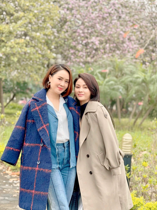 Hồng Diễm được biên kịch Hướng dương ngược nắng "ưu ái" nhắc tên trong tập cuối, Mạnh Trường, Việt Anh cũng vào trêu chọc - Ảnh 2. Hồng Diễm được biên kịch Hướng dương ngược nắng "ưu ái" nhắc tên trong tập cuối, Mạnh Trường, Việt Anh cũng vào trêu chọc - Ảnh 2.
