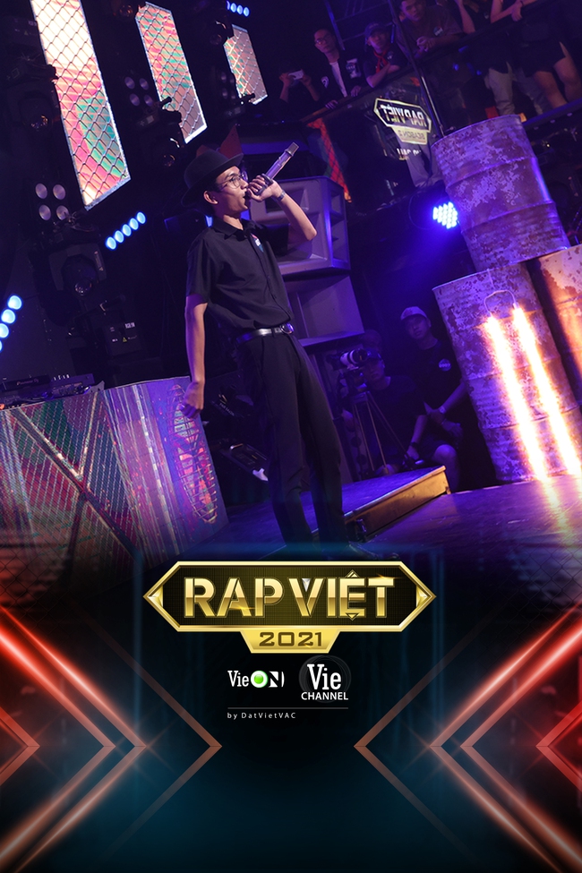 Rap Việt: &quot;Touliver con&quot;, nữ rapper ôm gấu bông xuất hiện khiến ai nấy há hốc - Ảnh 3.