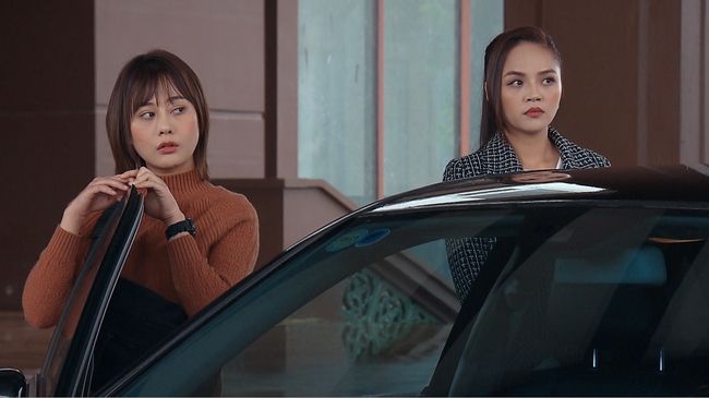 Hương vị tình thân: Thy tím mặt khi phải ngồi sau Nam, Nam ghét đàn chị ra mặt nhưng sau lưng lại quân tử bất ngờ - Ảnh 2. Hương vị tình thân: Thy tím mặt khi phải ngồi sau Nam, Nam ghét đàn chị ra mặt nhưng sau lưng lại quân tử bất ngờ - Ảnh 2.