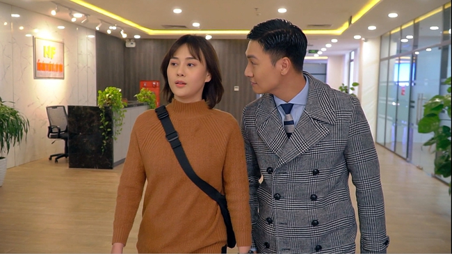 Hương vị t&igrave;nh th&acirc;n: Thy t&iacute;m mặt khi phải ngồi sau Nam, Nam gh&eacute;t đ&agrave;n chị ra mặt nhưng sau lưng lại qu&acirc;n tử bất ngờ - Ảnh 5.