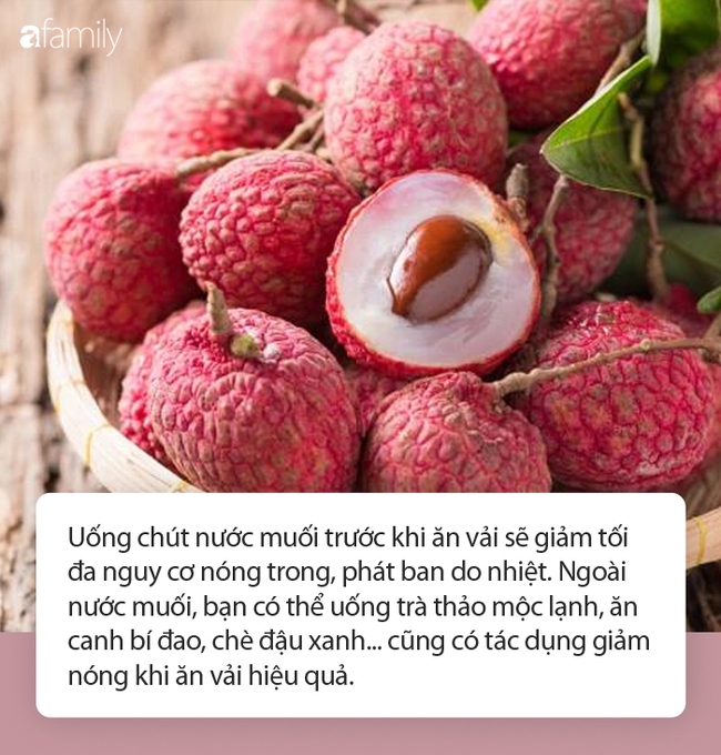 Nếu ăn vải mà vẫn bị nổi mụn, nóng trong, rất có thể bạn chưa dắt túi 6 mẹo hay ho này! - Ảnh 2. Nếu ăn vải mà vẫn bị nổi mụn, nóng trong, rất có thể bạn chưa dắt túi 6 mẹo hay ho này! - Ảnh 2.