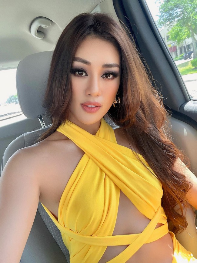 Khánh Vân cập nhật tình hình tại Mỹ dự Miss Universe 2020:  Từ thần thái đến body &quot;nóng bỏng mắt&quot; thế này chắc đối thủ cũng phải dè chừng - Ảnh 2.