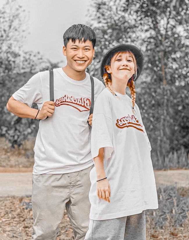 Mũi trưởng Long vứt hết cả liêm sỉ làm điều này vì "miếng cơm manh áo", nhưng fan vẫn khẳng định là cho Hậu Hoàng - Ảnh 3. Mũi trưởng Long vứt hết cả liêm sỉ làm điều này vì "miếng cơm manh áo", nhưng fan vẫn khẳng định là cho Hậu Hoàng - Ảnh 3.