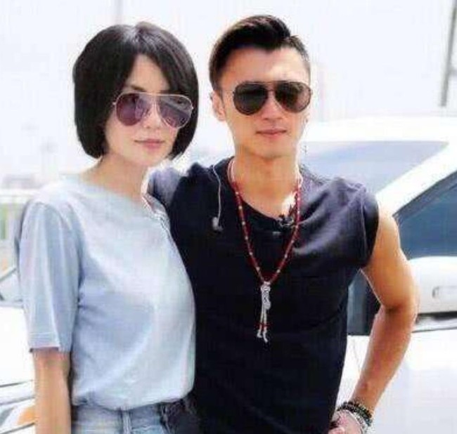 Vương Phi trở thành kẻ thất bại trong chuyện tình tay 3 với Tạ Đình Phong và Trương Bá Chi? - Ảnh 3. Vương Phi trở thành kẻ thất bại trong chuyện tình tay 3 với Tạ Đình Phong và Trương Bá Chi? - Ảnh 3.