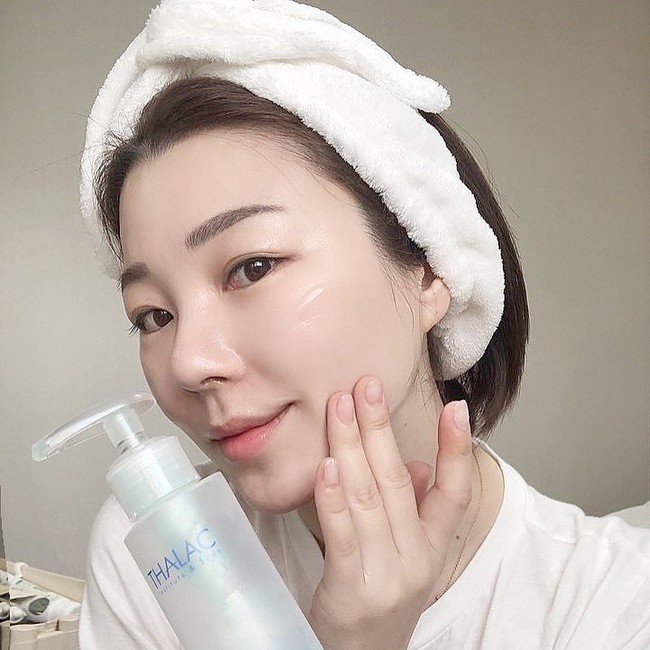 Skincare buổi sáng không cần cầu kỳ, nhưng bắt buộc phải đủ 4 bước để da mịn màng và sáng bật tông - Ảnh 1. Skincare buổi sáng không cần cầu kỳ, nhưng bắt buộc phải đủ 4 bước để da mịn màng và sáng bật tông - Ảnh 1.