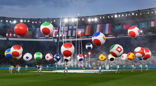 Mãn nhãn với Lễ khai mạc Euro 2020: Bữa tiệc màu sắc đầy ấn tượng mang nhiều thông điệp ý nghĩa - Ảnh 3.