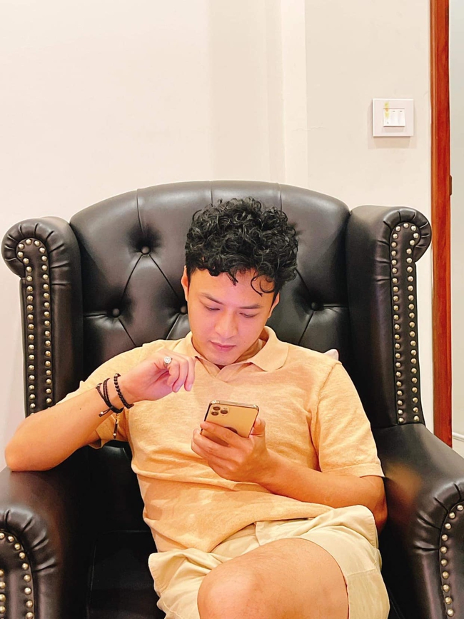Hồng Đăng than "chó không nhận ra chủ" vì tạo hình khác nhất từ trước đến nay trong phim mới, dân mạng ý kiến trái chiều - Ảnh 1. Hồng Đăng than "chó không nhận ra chủ" vì tạo hình khác nhất từ trước đến nay trong phim mới, dân mạng ý kiến trái chiều - Ảnh 1.
