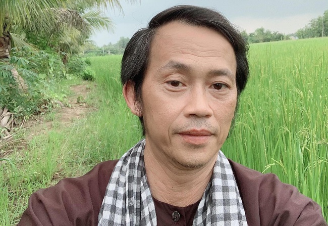 Trước Hoài Linh, có 1 danh hài hạng A giàu bậc nhất showbiz bị cấm sóng, tai tiếng ê chề đến mức phải khóc xin lỗi - Ảnh 1. Trước Hoài Linh, có 1 danh hài hạng A giàu bậc nhất showbiz bị cấm sóng, tai tiếng ê chề đến mức phải khóc xin lỗi - Ảnh 1.