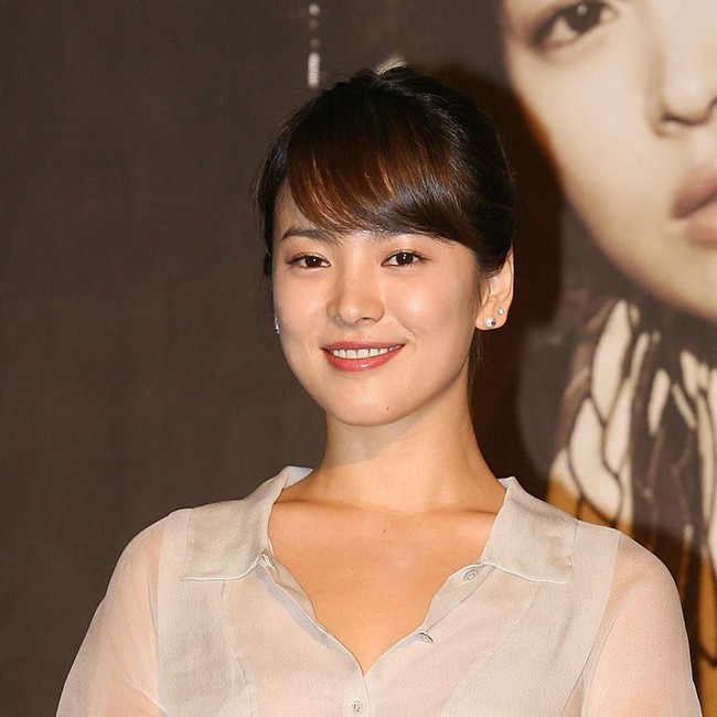 Nhan sắc của Song Hye Kyo trong 25 năm qua: Đỉnh cao nhan sắc tuổi 39 nhưng vẫn đôi lần bị dìm sắc chỉ vì kiểu tóc &quot;éo le&quot; - Ảnh 5.