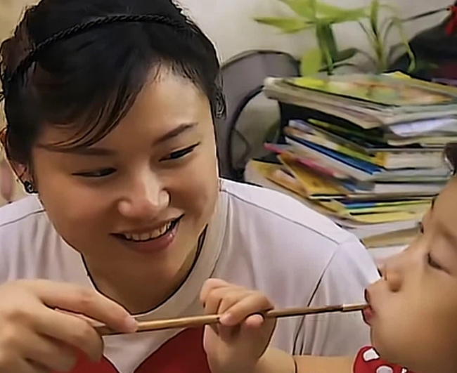 Khoảng cách giữa những đứa trẻ được nuôi dưỡng bởi gia đình "có quy tắc" và "không có quy tắc" lớn đến mức nào? Những câu chuyện khiến cha mẹ giật mình - Ảnh 2. Khoảng cách giữa những đứa trẻ được nuôi dưỡng bởi gia đình "có quy tắc" và "không có quy tắc" lớn đến mức nào? Những câu chuyện khiến cha mẹ giật mình - Ảnh 2.