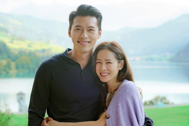 Son Ye Jin - Hyun Bin bất gây &quot;bùng nổ&quot; với khoảnh khắc đánh golf giống nhau y hệt, đúng chuẩn tướng phu thê - Ảnh 6.