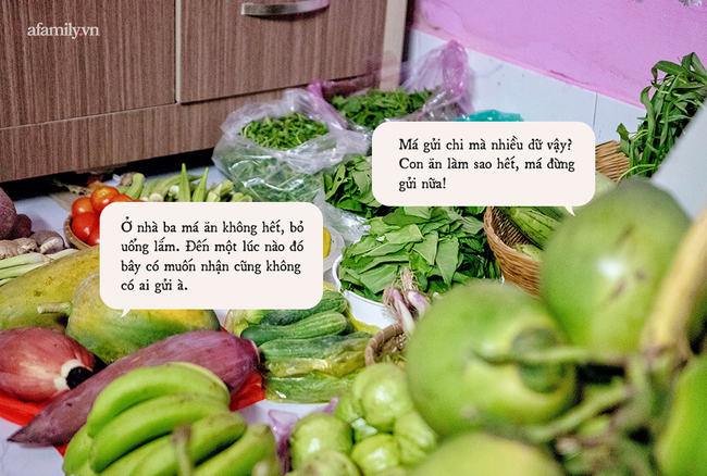 &quot;Ở nhà ba má ăn không hết, má đóng thùng rồi đó, sớm mai má gửi cho con nghen!&quot;, chuyện con cái nhận đồ tiếp tế của cha mẹ bị gọi là bất hiếu  - Ảnh 1.