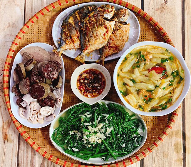 Gợi ý loạt thực đơn ngon - bổ - rẻ cho mâm cơm ngày Tết của gia đình Việt thêm vui và ấm cúng - Ảnh 8.