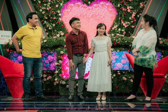 Kết hôn sau hơn 6 tháng được mai mối trên show hẹn hò, cặp vợ chồng bức xúc kể đã "vỡ mộng hôn nhân" - Ảnh 5. Kết hôn sau hơn 6 tháng được mai mối trên show hẹn hò, cặp vợ chồng bức xúc kể đã "vỡ mộng hôn nhân" - Ảnh 5.