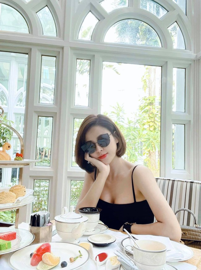 street style - Ảnh 2. street style - Ảnh 2.