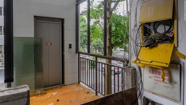 Khi thang máy trở thành thứ xa xỉ đối với người cao tuổi Trung Quốc: Muốn đi thì phải trả phí, còn không thì phải dọn nhà đi nơi khác - Ảnh 3.