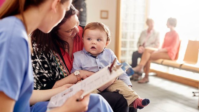 10 mẹo giúp giảm đau khi tiêm phòng cho trẻ - Ảnh 8.