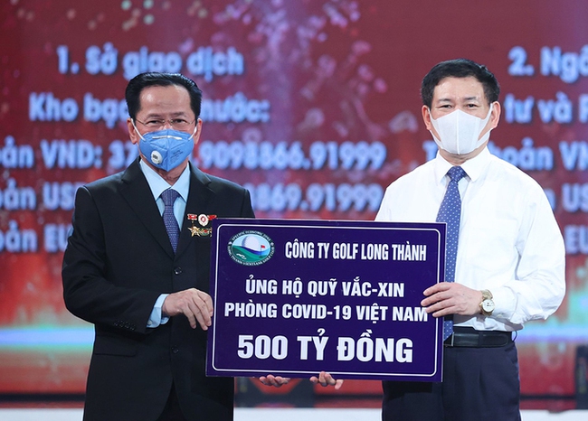 Ái nữ của ông chủ Golf Long Thành vừa ủng hộ quỹ vaccine 500 tỷ đồng: Thành tích học tập khủng xứng danh &quot;con nhà tông&quot; - Ảnh 1.