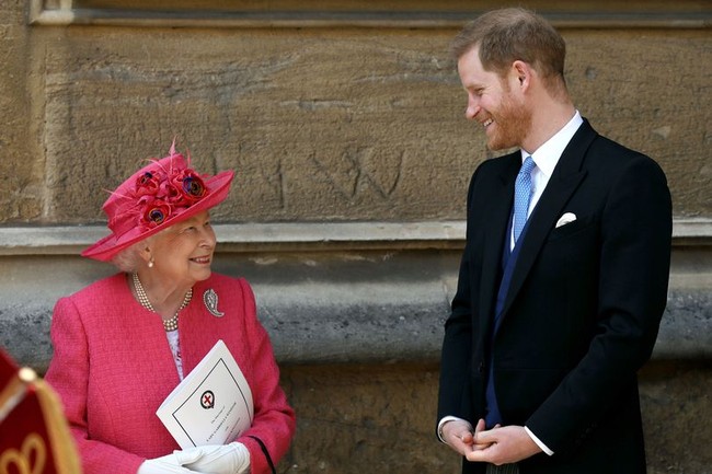 Động thái mới của Nữ hoàng Anh sau khi con gái nhà Harry - Meghan chào đời cho thấy người đứng đầu hoàng gia đẳng cấp như thế nào - Ảnh 1.