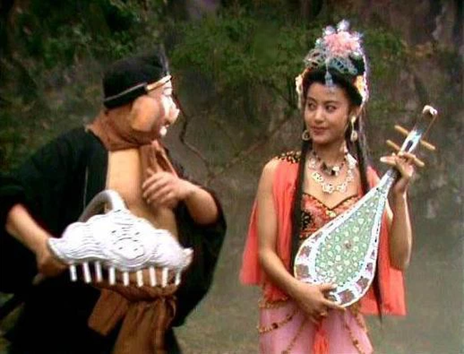 Bọ cạp tinh của Tây du ký 1986: Ngoài đời đẹp lồng lộn còn học trường đẳng cấp, nhưng cuộc sống hiện tại gây ngỡ ngàng - Ảnh 1. Bọ cạp tinh của Tây du ký 1986: Ngoài đời đẹp lồng lộn còn học trường đẳng cấp, nhưng cuộc sống hiện tại gây ngỡ ngàng - Ảnh 1.