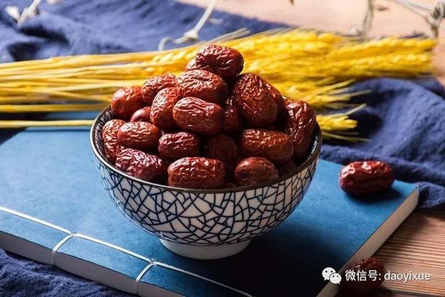 Có một "bí mật bệnh tật" ẩn trong nếp nhăn, ai cũng cần biết để phòng tránh - Ảnh 3. Có một "bí mật bệnh tật" ẩn trong nếp nhăn, ai cũng cần biết để phòng tránh - Ảnh 3.