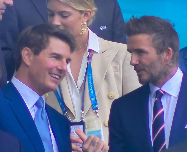 Tổ hợp nhan sắc thần kỳ David Beckham - Tom Cruise gây bão khi &quot;đổ bộ&quot; Chung kết Euro 2020 - Ảnh 6.