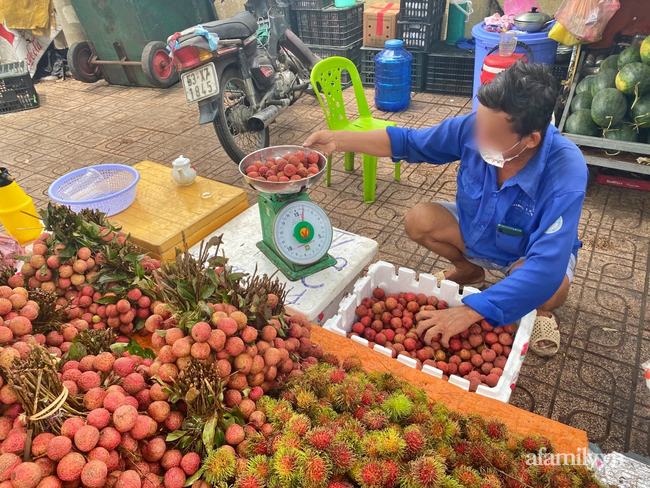 KHẨN: TP.HCM yêu cầu khôi phục và tổ chức hoạt động trở lại các chợ truyền thống  - Ảnh 1.