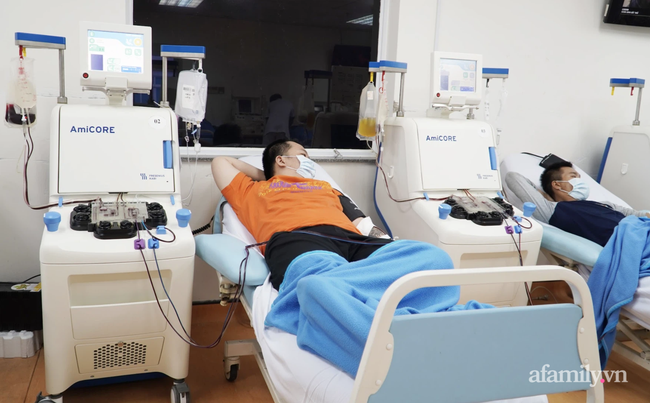 KHẨN: Bệnh viện Chợ Rẫy chỉ còn 13 đơn vị tiểu cầu, cạn kiệt nguồn máu điều trị cho bệnh nhân - Ảnh 1.