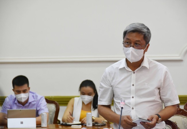 Thứ trưởng Nguyễn Trường Sơn gửi tâm thư khẩn thiết kêu gọi đăng ký tham gia chống dịch tại TP.HCM - Ảnh 1.