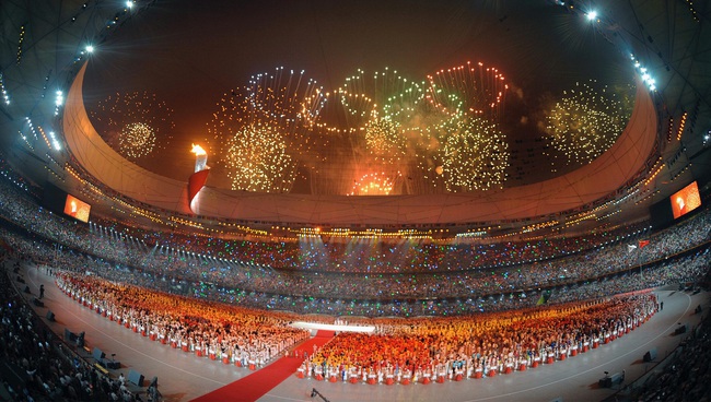 Từ Olympic Tokyo 2020 nhìn lại màn hát nhép gây phẫn nộ thế giới tại Olympic Bắc Kinh 2008, để lại tổn thương sâu sắc cho 2 bé gái tài năng - Ảnh 2.