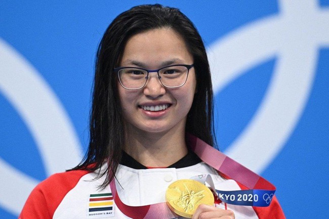 Bé gái gốc Hoa bị bố mẹ bỏ rơi thành nhà vô địch Olympic gây tranh cãi ở Trung Quốc - Ảnh 1.