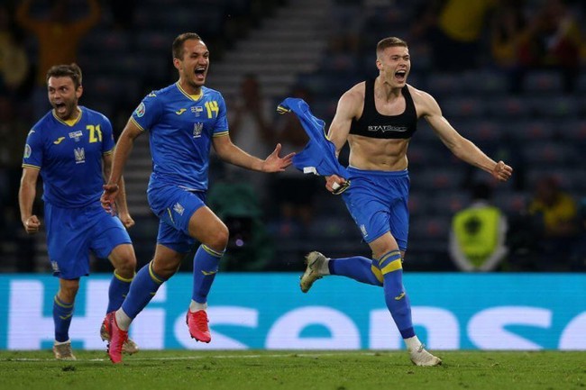 Tứ kết EURO 2020 ngày 3/7: Màn đối đầu của 2 &quot;hiện tượng&quot; CH Séc - Đan Mạch, Ukraine tự tin trước Tam sư! - Ảnh 3.