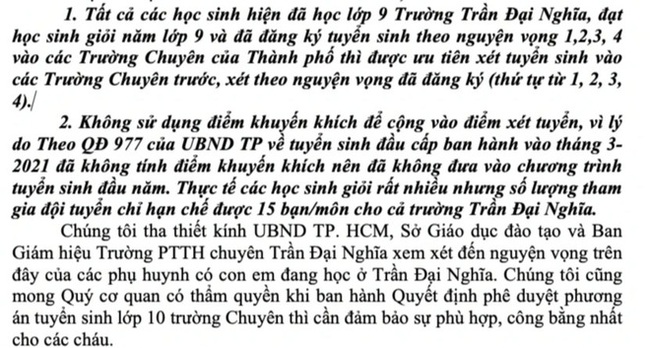 Học sinh trường chuyên nổi tiếng TP.HCM lo rớt... lớp 10, phụ huynh cho rằng con thiệt thòi vì trường chấm điểm &quot;khó&quot;, Sở nói gì? - Ảnh 2.