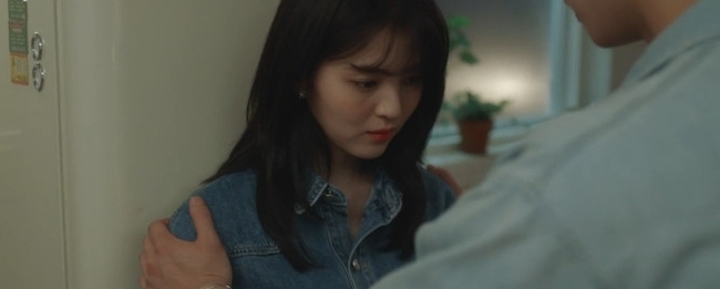 Phim 19+ Nevertheless luyện 9: Han So Hee tuyên thân phụ ăn năn hận vì như thế từng lên chóng với Song Kang - Hình ảnh 2.