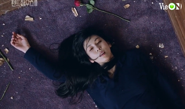 Cuộc chiến thượng lưu 3 tập 11: Seo Jin ngã cầu thang chết, tính mạng của Ha Yoon Cheol ngàn cân treo sợi tóc - Ảnh 2.