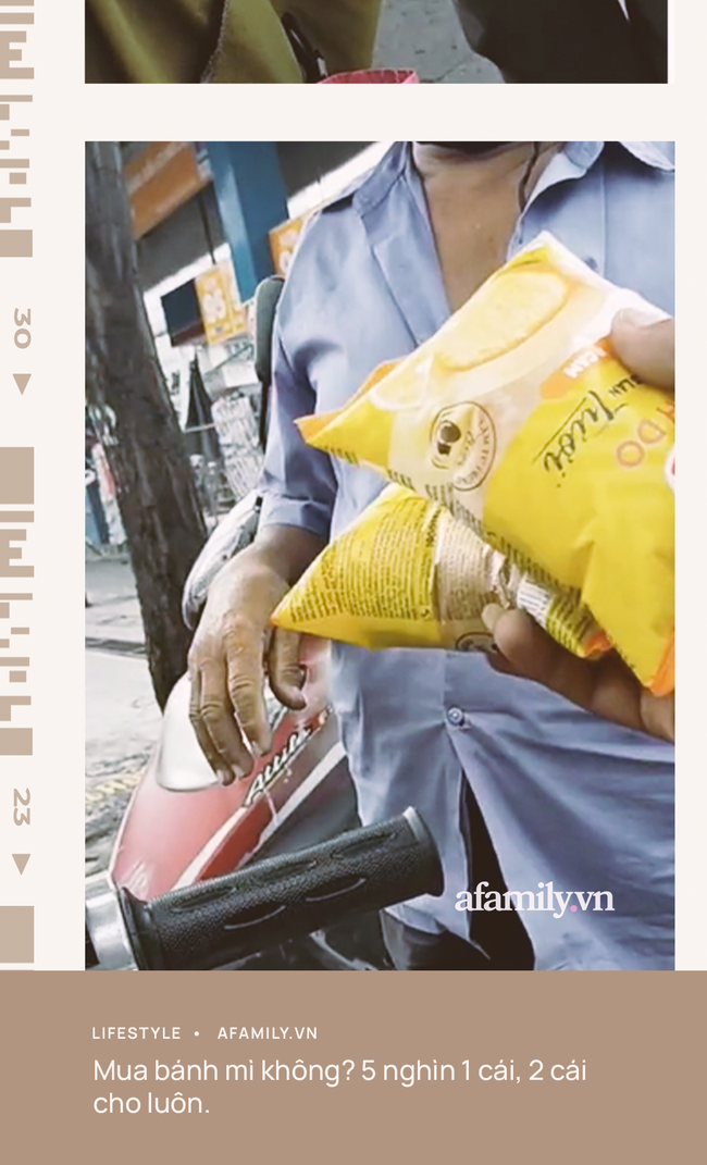 Hiện tượng "'Lâm Ống Húc" đi khắp Sài Gòn phát cho bà con từng chiếc bánh, bịch sữa với những câu nói chân tình khiến ai nghe qua cũng "thấy thương dữ vậy trời!" - Ảnh 3. Hiện tượng "'Lâm Ống Húc" đi khắp Sài Gòn phát cho bà con từng chiếc bánh, bịch sữa với những câu nói chân tình khiến ai nghe qua cũng "thấy thương dữ vậy trời!" - Ảnh 3.