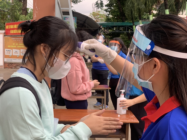 TP.HCM: Th&iacute; sinh thi đợt 2 nộp đơn để x&eacute;t đặc c&aacute;ch trước 16 giờ 30 ng&agrave;y 5/8 - Ảnh 1.