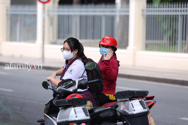 51 trường công bố ĐIỂM SÀN xét tuyển đại học 2021: Loạt ngành Kinh tế hot nhất "lên sóng", điểm sàn chỉ từ 14 đến 18 điểm - Ảnh 1. 36 trường công bố ĐIỂM SÀN xét tuyển đại học 2021: Loạt ngành hot khối Kinh tế lấy điểm đầu vào chỉ từ 14 - Ảnh 1.