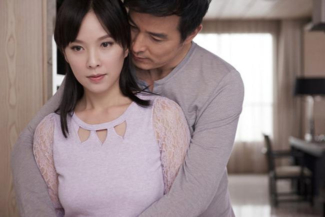 Không muốn ly hôn quá dễ dàng, phát hiện chồng giám đốc ngoại tình, vợ "trừng phạt" theo cách thức cao tay và thâm sâu nhất! - Ảnh 1.