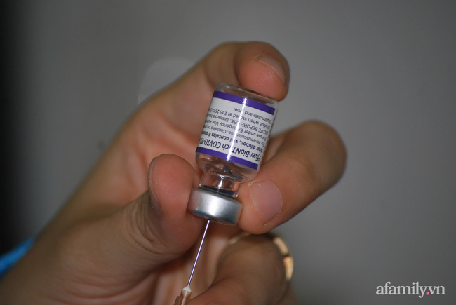 Hà Nội: Ngày đầu triển khai tiêm vaccine phòng Covid-19 cho hàng nghìn phụ nữ mang thai - Ảnh 7. Hà Nội: Ngày đầu triển khai tiêm vaccine phòng Covid-19 cho hàng nghìn phụ nữ mang thai - Ảnh 7.