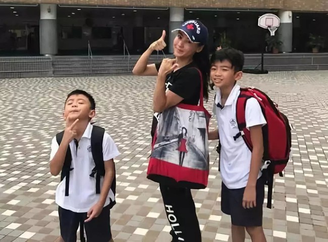 Sau khi ly hôn, Trương Bá Chi bôi nhọ Tạ Đình Phong, cố thể hiện bản thân là người mẹ tốt? - Ảnh 4.