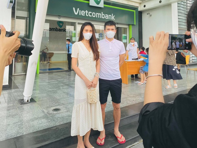Trang Trần bức xúc đòi mọi người trả 90 triệu tiền sao kê cho Thủy Tiên - Ảnh 3. Trang Trần bức xúc đòi mọi người trả 90 triệu tiền sao kê cho Thủy Tiên - Ảnh 3.