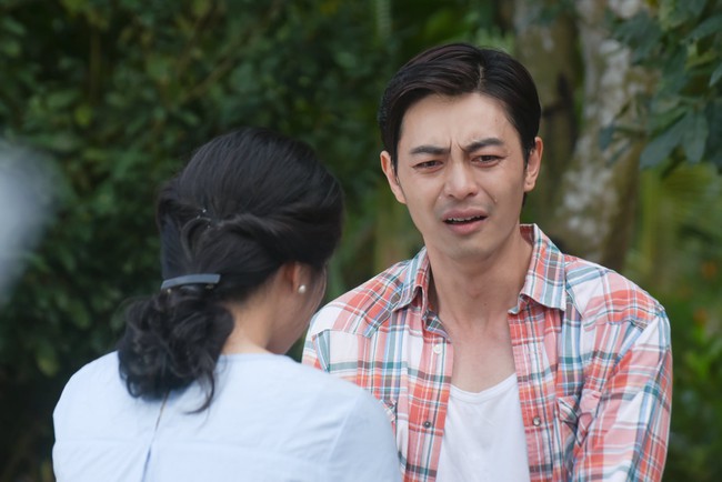 Thương con cá Rô đồng: Trọn bộ cảnh Thiệt (Quốc Huy) đi tù trở về, Nhung đã chết, chỉ có thể ôm thị Thương an ủi - Ảnh 3. Thương con cá Rô đồng: Trọn bộ cảnh Thiệt (Quốc Huy) đi tù trở về, Nhung đã chết, chỉ có thể ôm thị Thương an ủi - Ảnh 3.