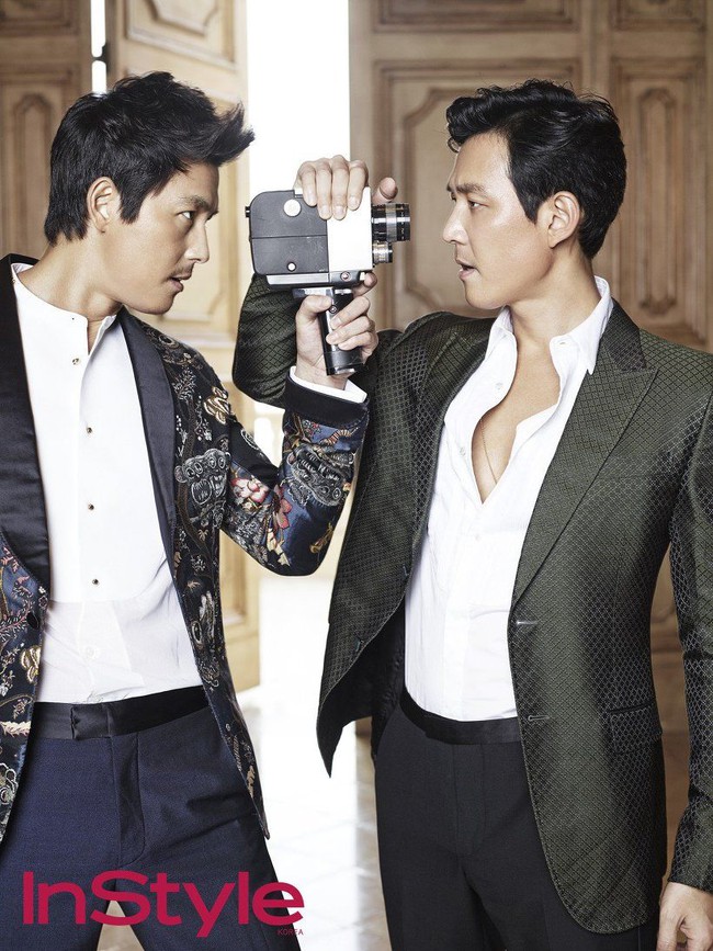 “Ong hoang canh nong” Lee Jung Jae gay sot trong “Tro choi con muc”