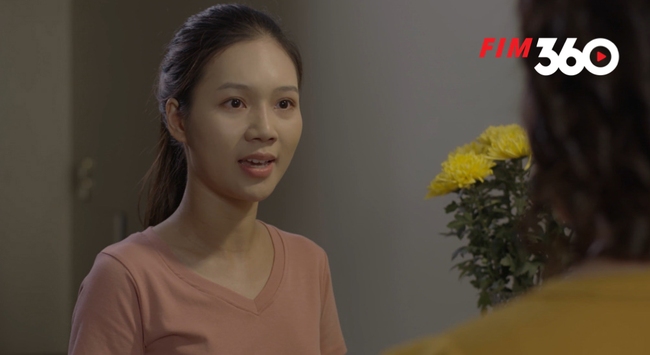 Mặt nạ hạnh phúc: Nghe bà Trang (NSƯT Chiều Xuân) tiết lộ ông Huấn (NSND Trung Anh) là bố đẻ của Hà Vy, mẹ chồng đột quỵ rồi mất - Ảnh 7.