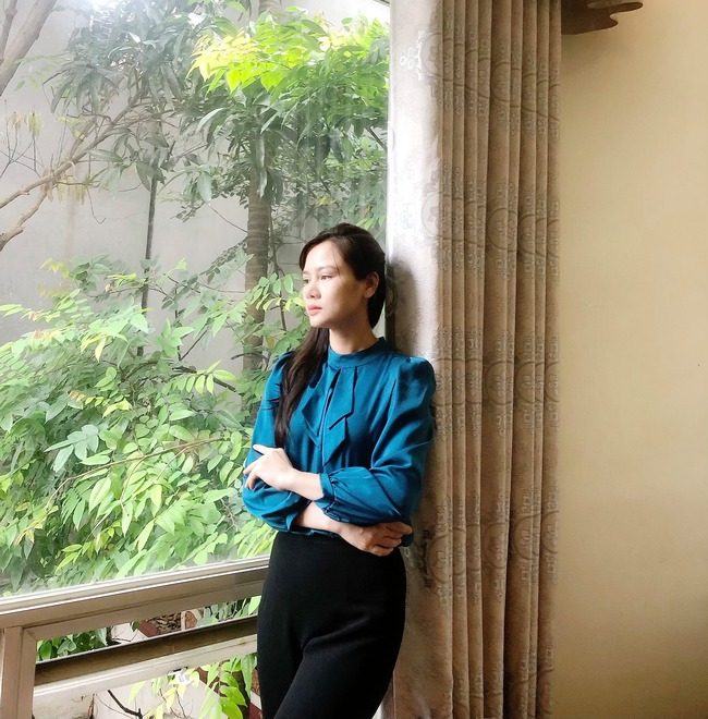 11 tháng 5 ngày: Mẹ Nhi hóa ra chính là bà Cúc Hướng dương ngược nắng, nhan sắc đúng chuẩn cành vàng lá ngọc - Ảnh 1. 11 tháng 5 ngày: Mẹ Nhi hóa ra chính là bà Cúc Hướng dương ngược nắng, nhan sắc đúng chuẩn cành vàng lá ngọc - Ảnh 1.