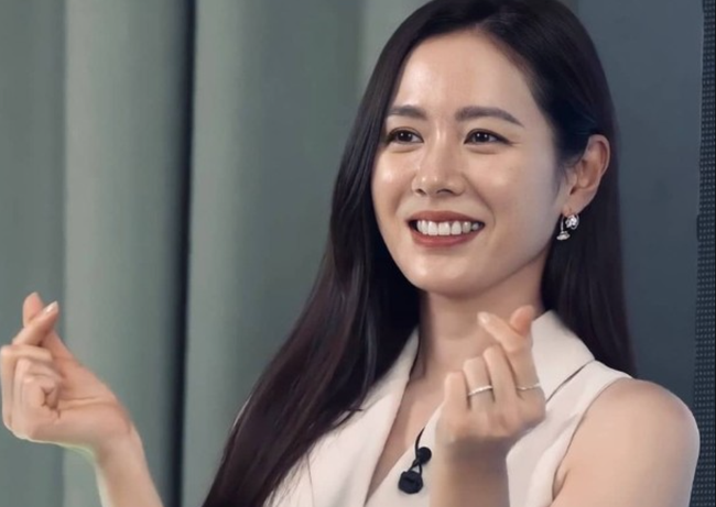 Thông tin mới nhất về dự án phim của Son Ye Jin: Cốt truyện rối như tơ vò, &quot;chị đẹp&quot; lại vào vai tài phiệt như Hạ cánh nơi anh - Ảnh 4.