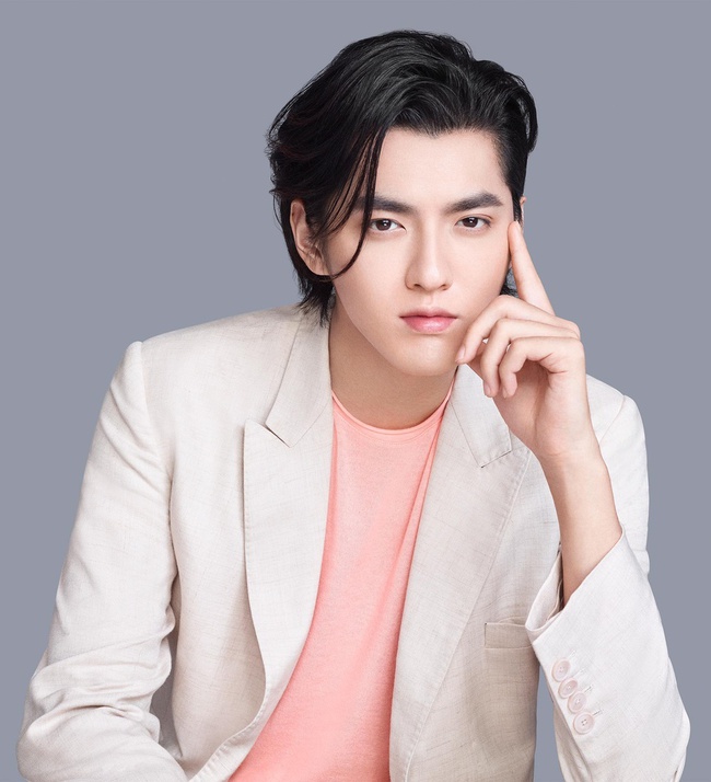 Một tháng chỉ toàn "sóng gió" của showbiz: Vbiz loạn lạc vì hai chữ "sao kê", Cbiz chứng kiện cuộc "thanh lọc" quy mô khủng nhất - Ảnh 6.