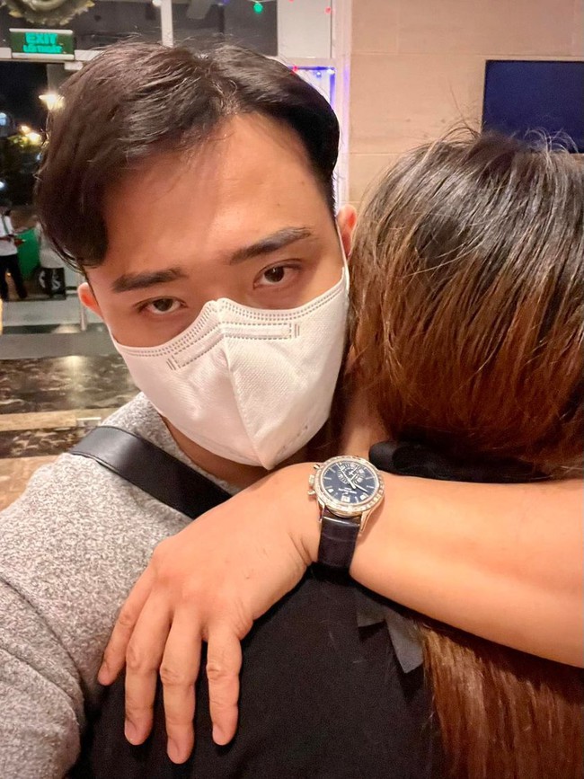 Mới đầu năm mà Hari Won xuất hiện với đôi mắt đỏ ngầu như khóc khiến dân tình hoang mang - Ảnh 4.